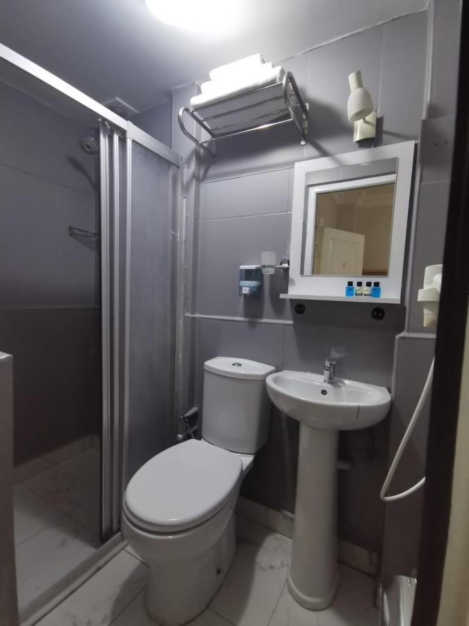 Konut Wooden House Hotell Istanbul Eksteriør bilde